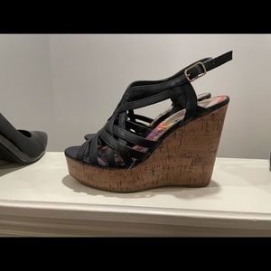 Strappy wedge sandals